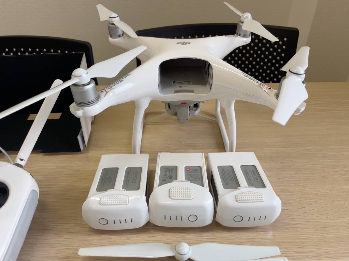 送料無料【動作品】動画あり☆DJI Phantom 4ファントム4 ドローン 純正 