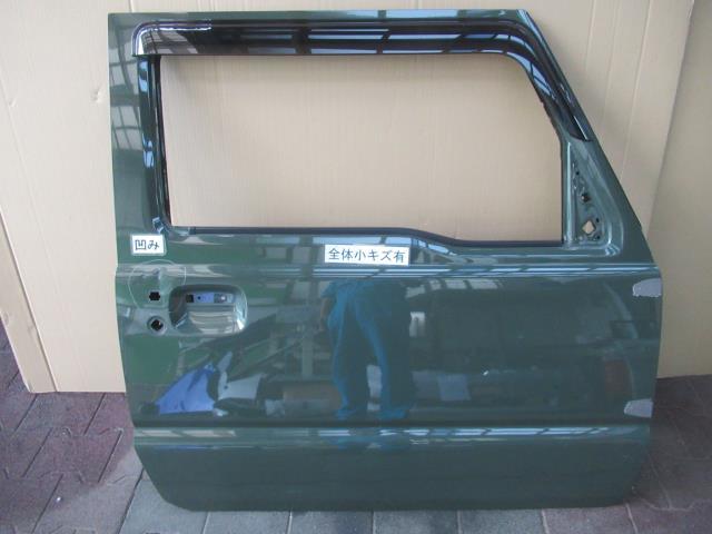 ジムニー 3BA-JB64W 右フロントドア 68001-77R10 345356