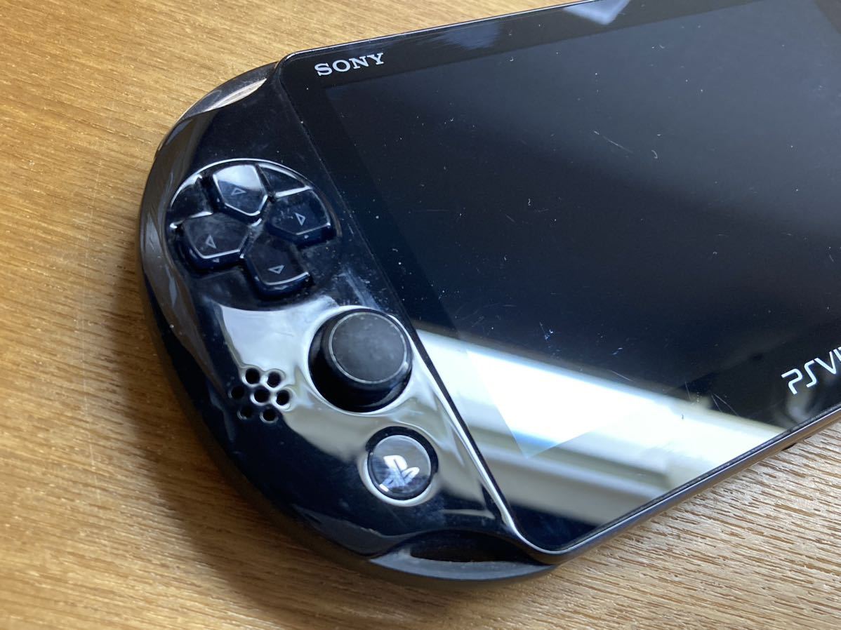 良品 箱付き 動作確認済み PS Vita PlayStation Vita Wi-Fi ブラック 