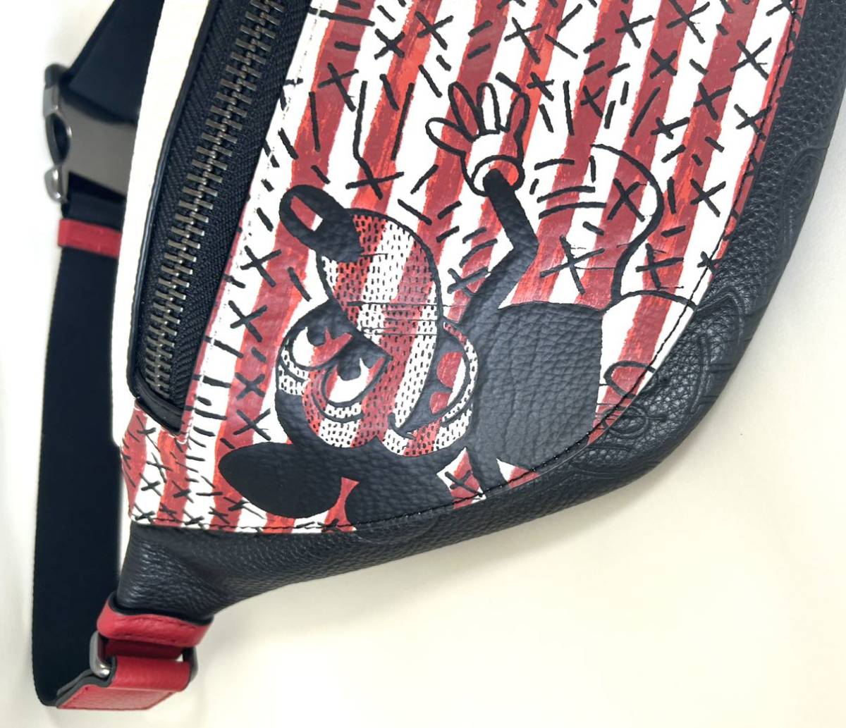 COACH ディズニー ミッキー キースヘリング ボディバッグ