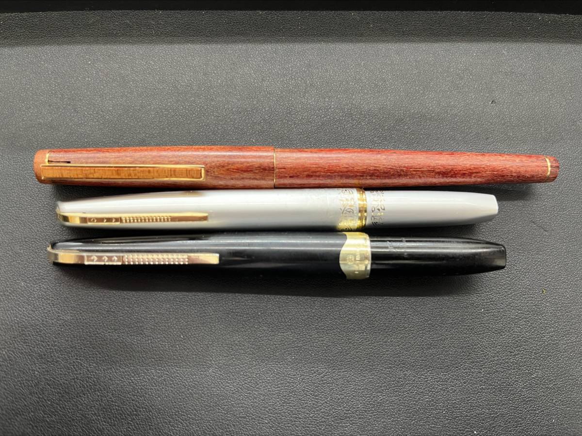 2231A【ファン＆コレクター必見！】【おまとめ出品！】PLATINUM 万年筆