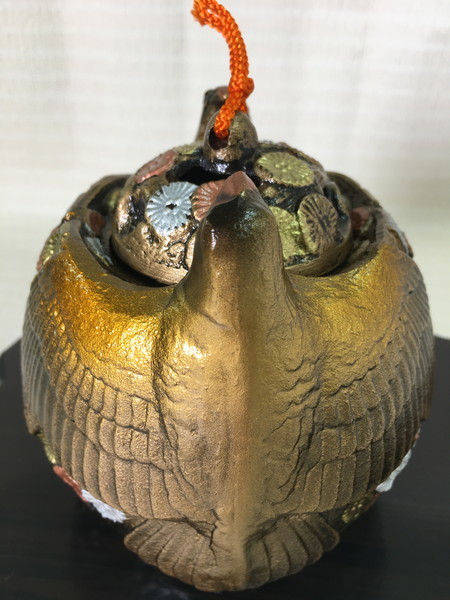 高岡銅器 香炉 鷹 瑞峰 作 美術香炉 来福 置物 木札付 銅製色金彩