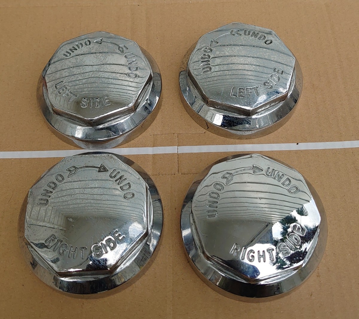 moss社　オクタゴン　八角形　スピンナー　左右4個セット　センターロックホイールに使用　