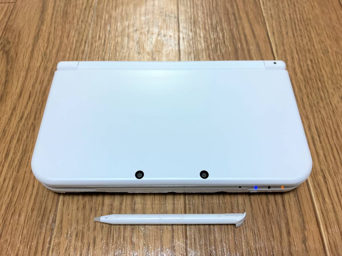 定番人気，セール New ニンテンドー 3DS LL パールホワイト 任天堂 上下ips液晶 保護フィルム装着(ニンテンドー3DS LL本体)｜売買されたオークション情報、yahooの商品情報をアーカイブ公開 - オークファン ニンテンドー3DS LL本体