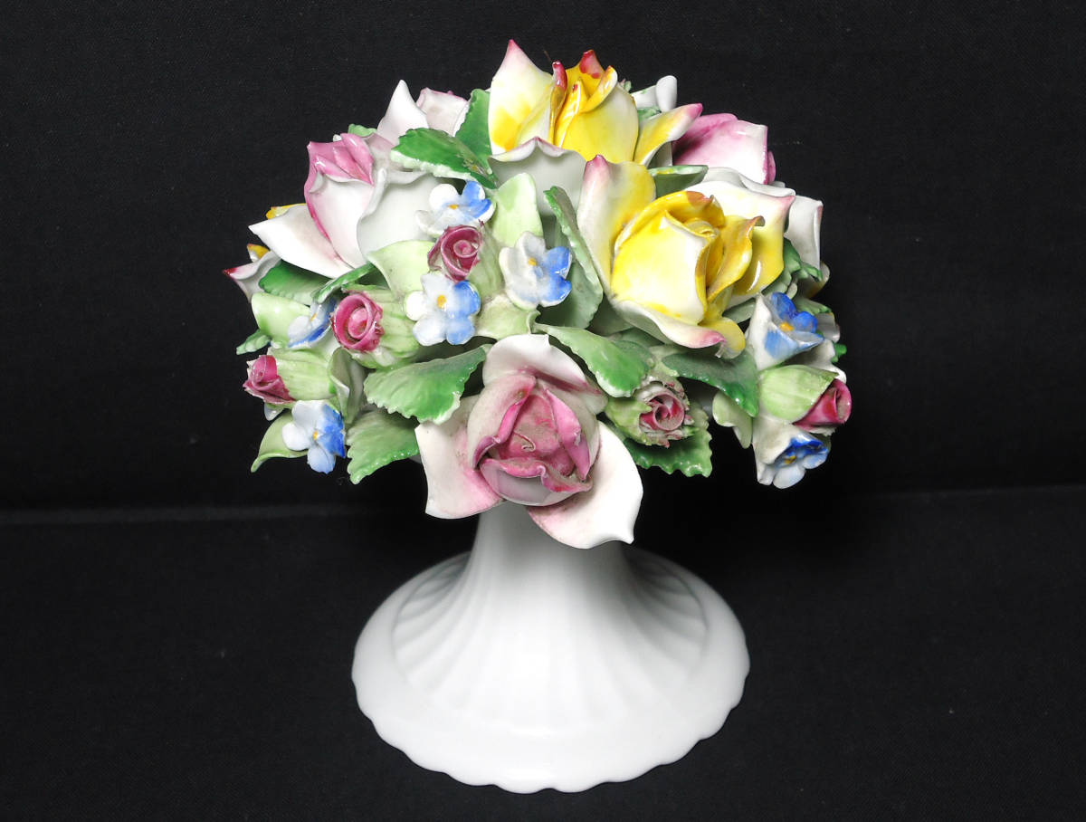 ☆ ROYAL DOULTON (ロイヤル ドルトン) 陶器 花 ブーケ 置物