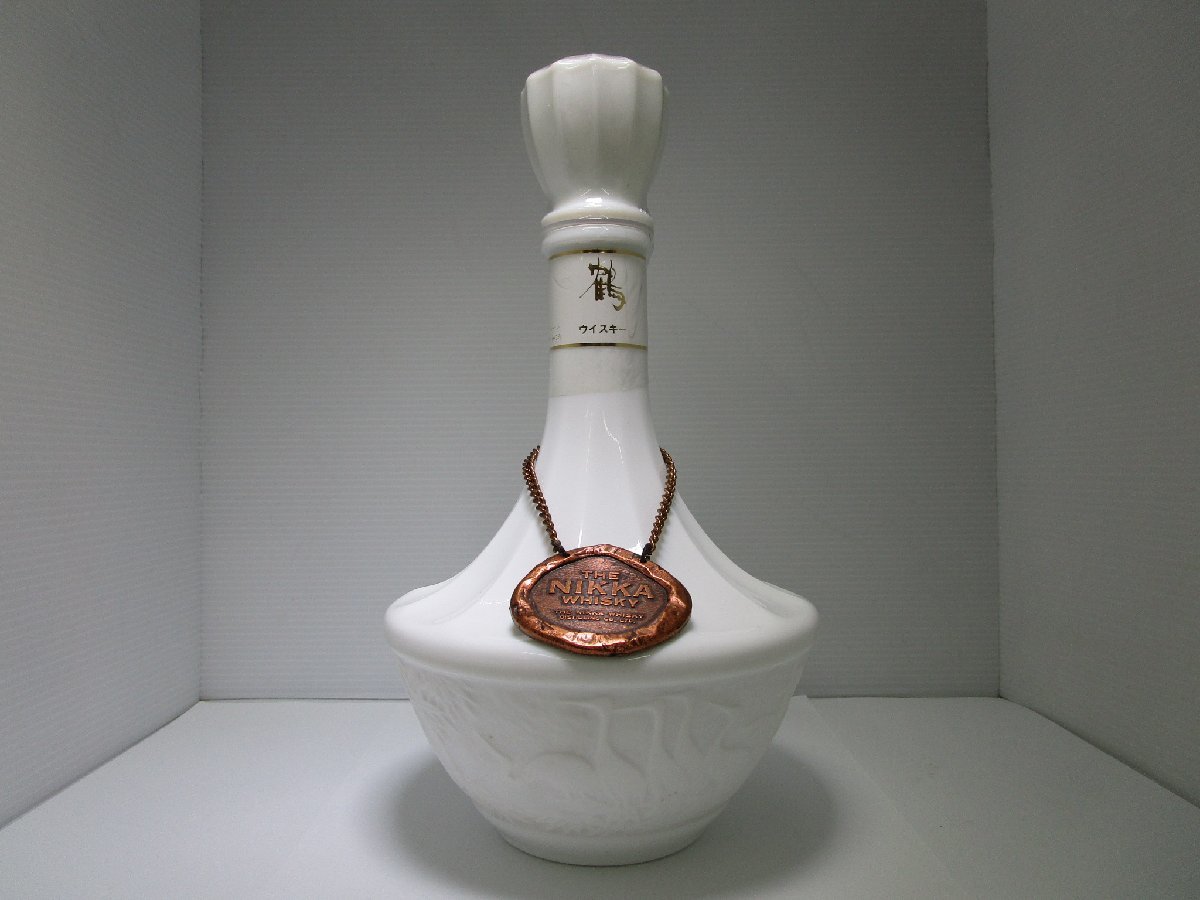 ニッカ ウイスキー 鶴 白 陶器 750ml 1440g 43% NIKKA WHISKY TSURU 