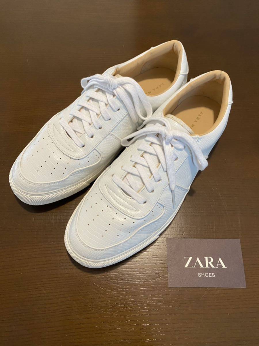 使用少・美品】ナイキ エアマックス95 エッセンシャル CT1268-100 25.5