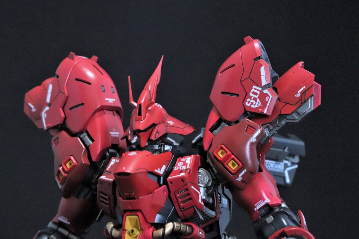 RG 1/144 サザビー【SAZABI】改造・改修・全塗装済完成品(機動戦士 