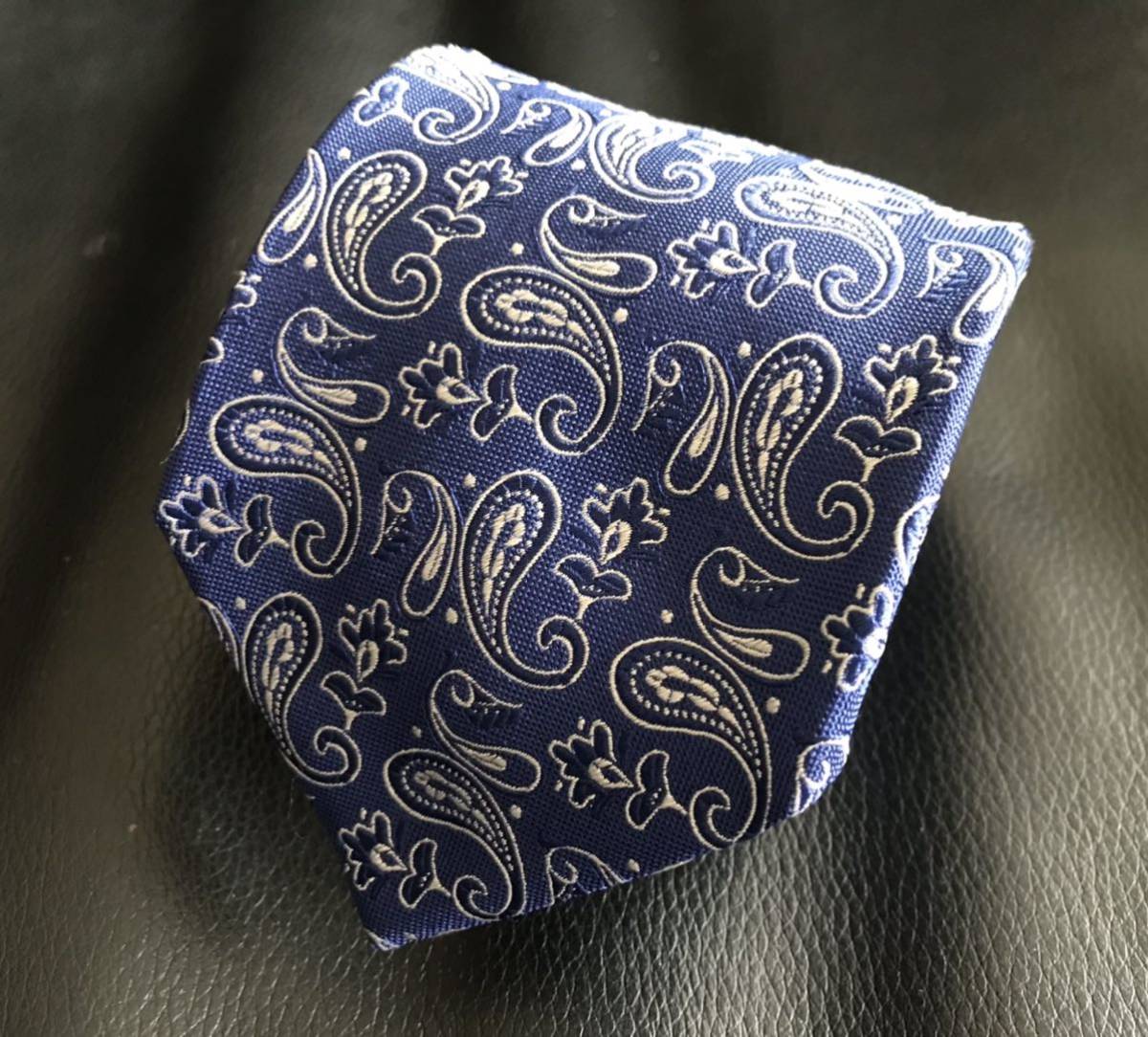 美品 「TIE YOUR TIE × Atto Vannucci」Wネーム ネクタイ タイユアタイ