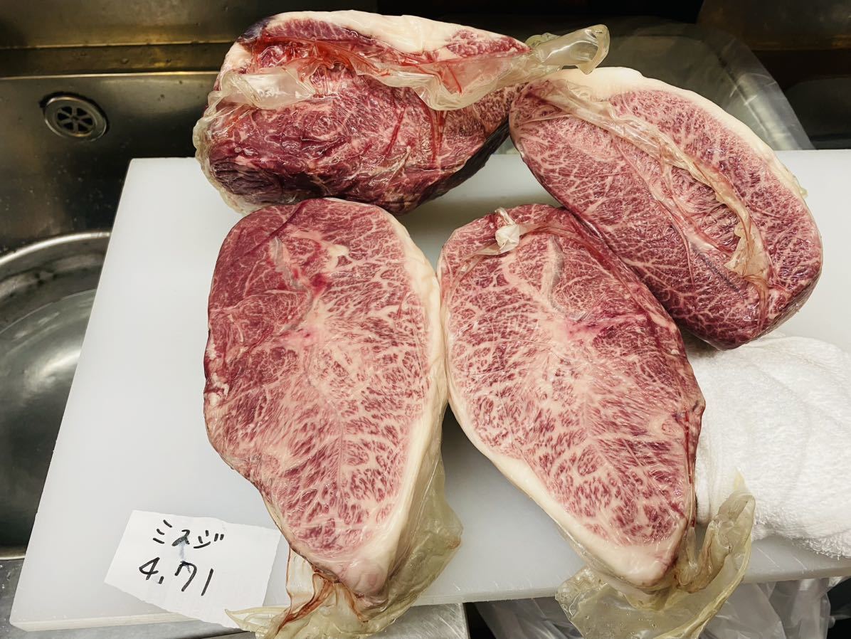 目玉　黒毛和牛　山形牛　Aー5 特選　雌　ミスジ　総重量　4.75キロ　激安　ブロック　小分け　売り　チルド　お値打ち　ステーキ