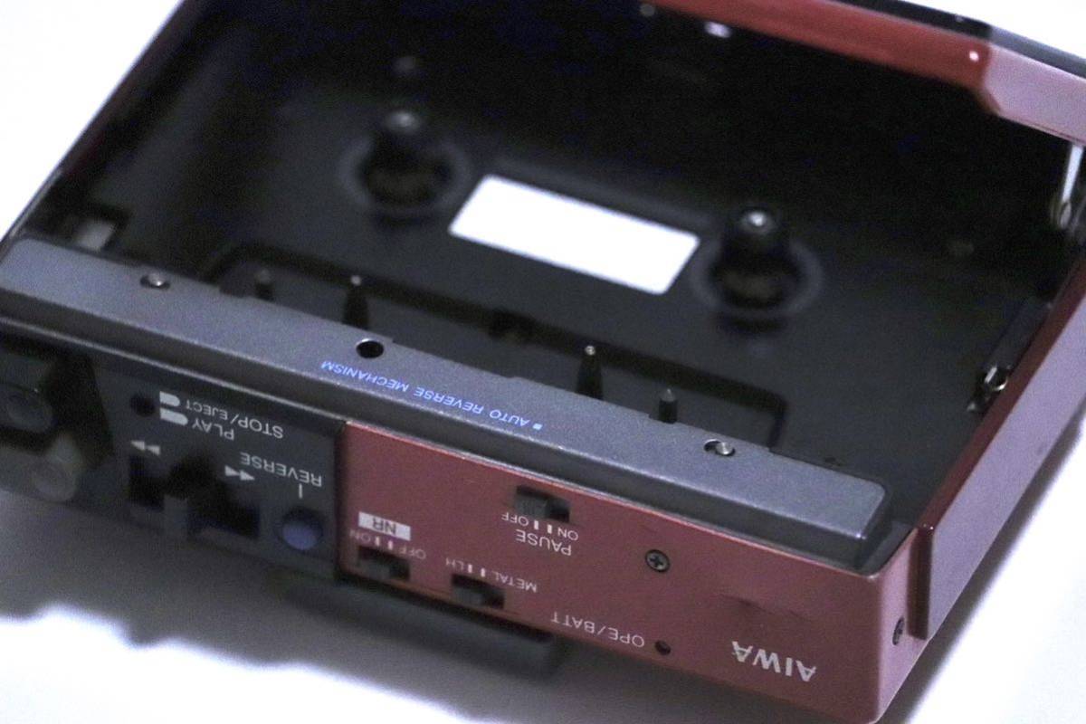 AIWA HS-P2カセットプレーヤー アイワ カセットボーイ レッド ジャンク 