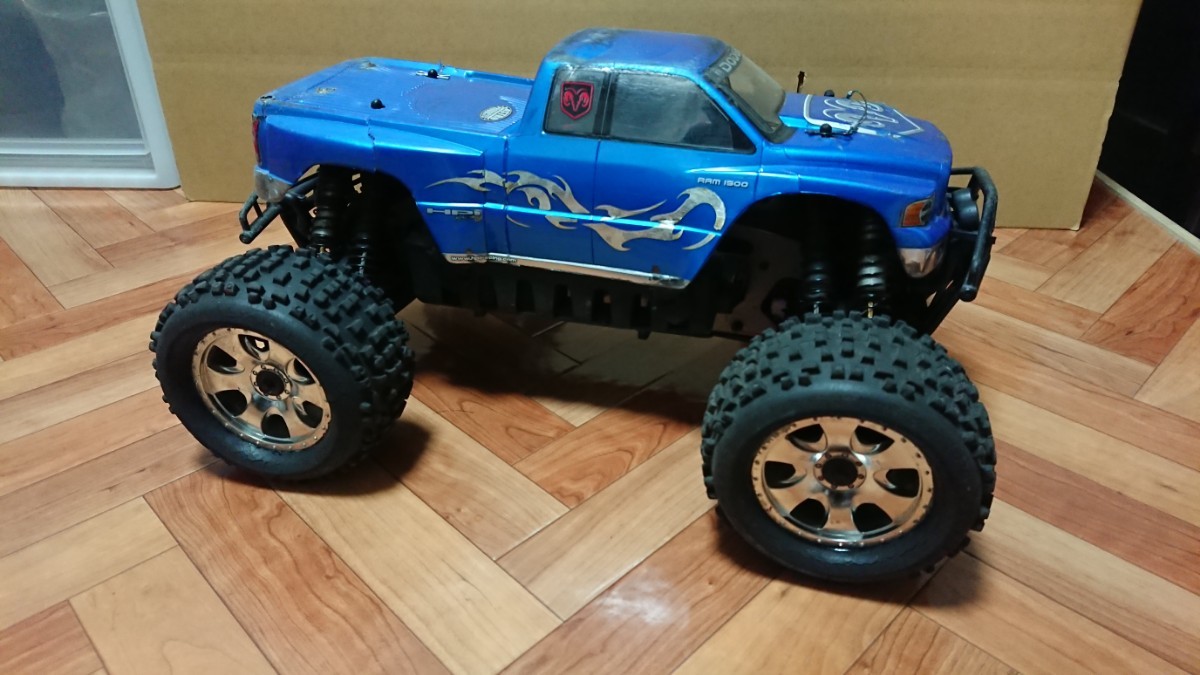 HPI [SAVAGE FLUX HP] サベージ フラックス 1/8 EPモンスタートラック