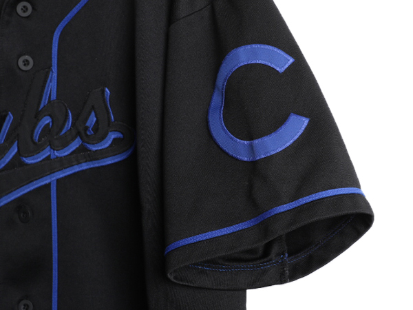 □ MLB オフィシャル Majestic カブス ベースボール シャツ メンズ M L 