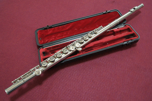 YAMAHA YFL-211 フルート 後期モデル 美品✨動作確認済 本体 ヤマハ