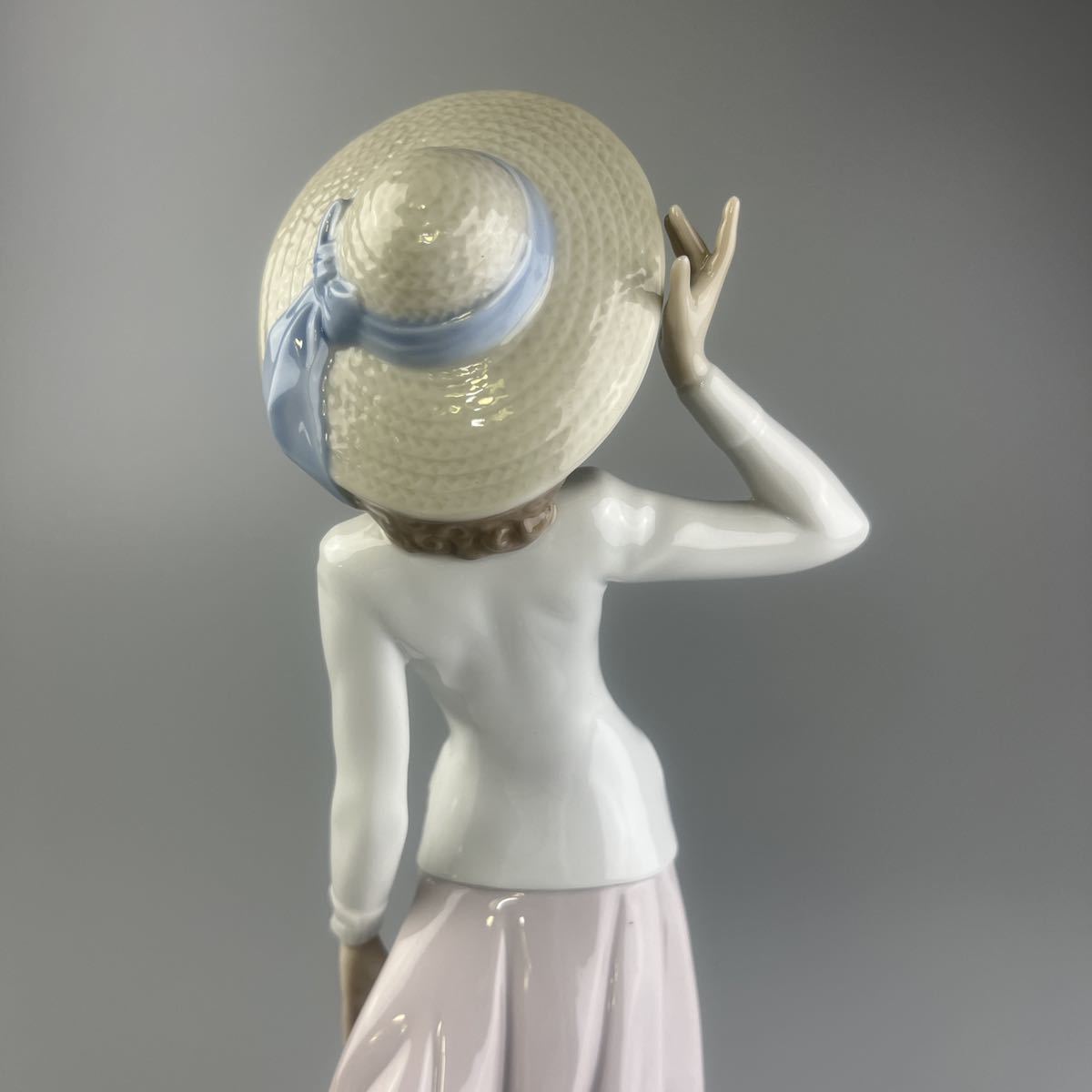 LLADRO リヤドロ 春のそよ風 フィギュリン - リアドロ 0 置物 [春の 