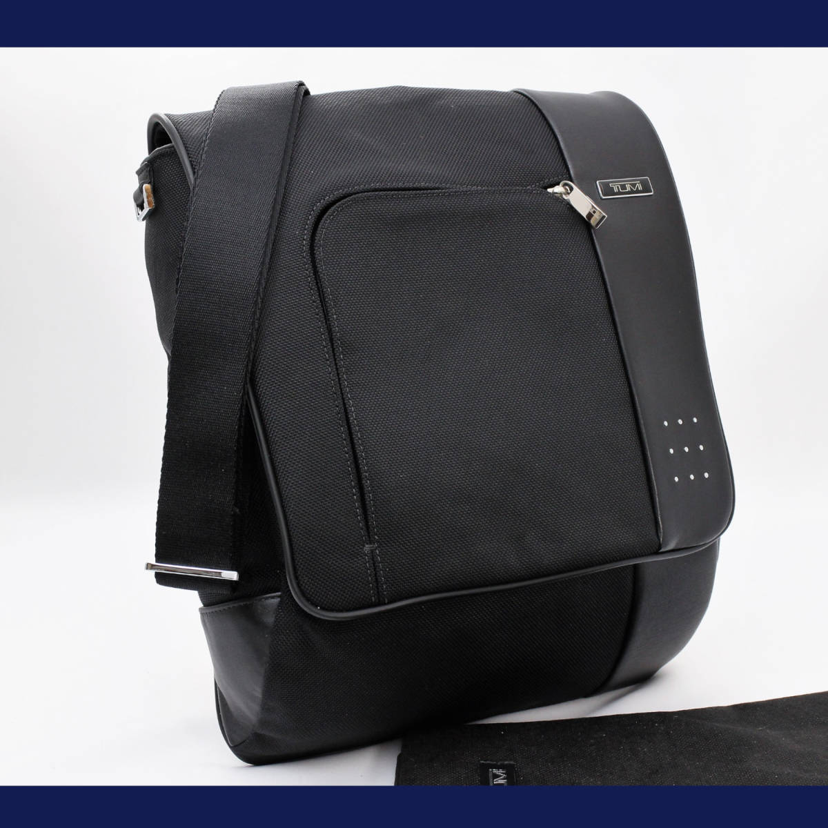 極美品】 トゥミ TUMI ショルダーバッグ 斜め掛け メッセンジャー 
