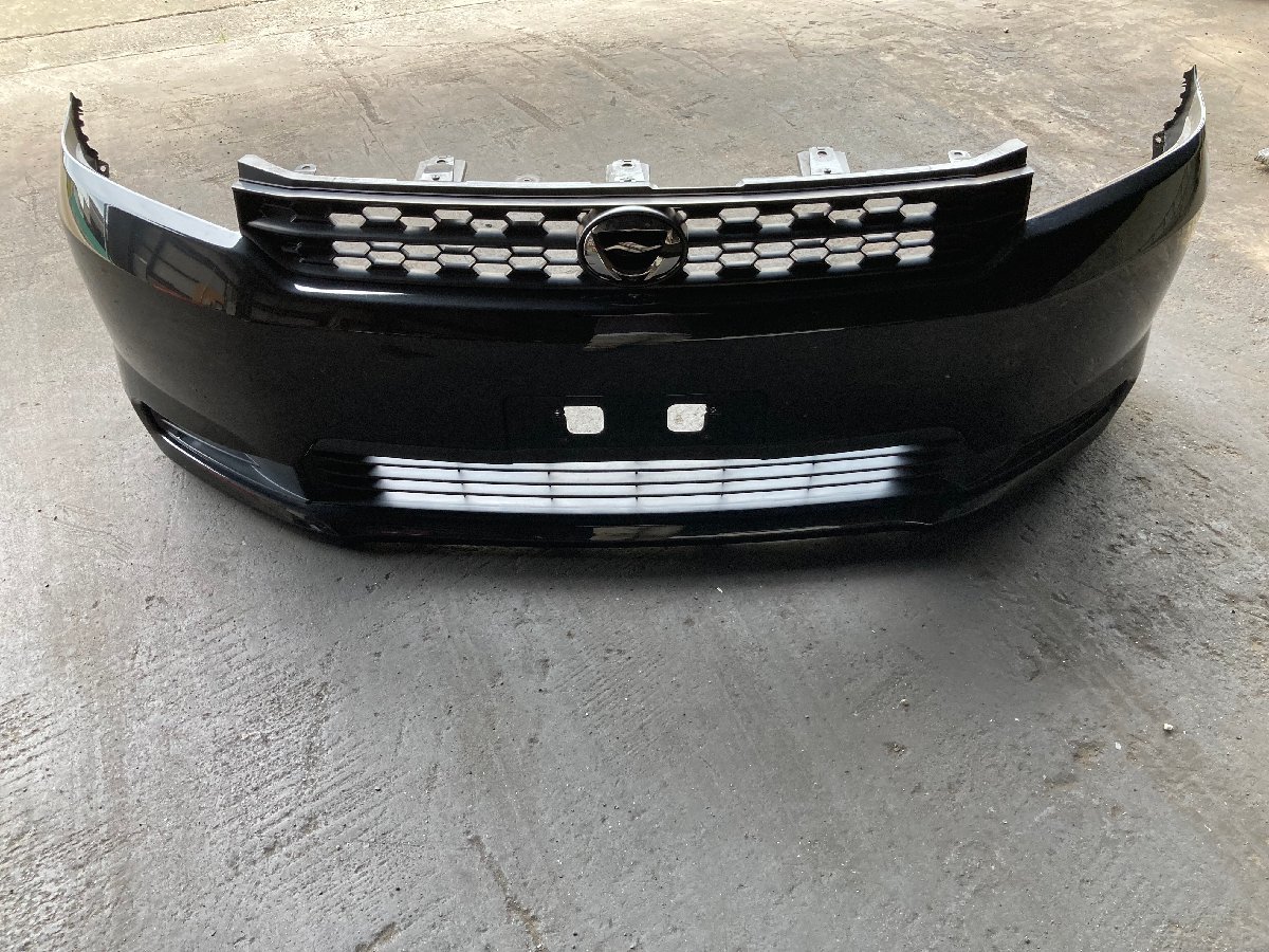 ２０１０年 トヨタ カローラ ルミオン ＺＮＥ１５１Ｎ 　フロントバンパー