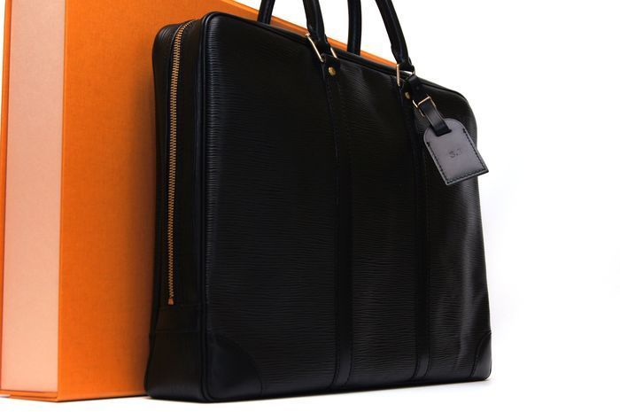 【使用わずか ベタなし】ルイヴィトン Louis Vuitton エピ ポルトドキュマン ヴォワヤージュ ビジネスバッグ ブリーフケース メンズ M40321