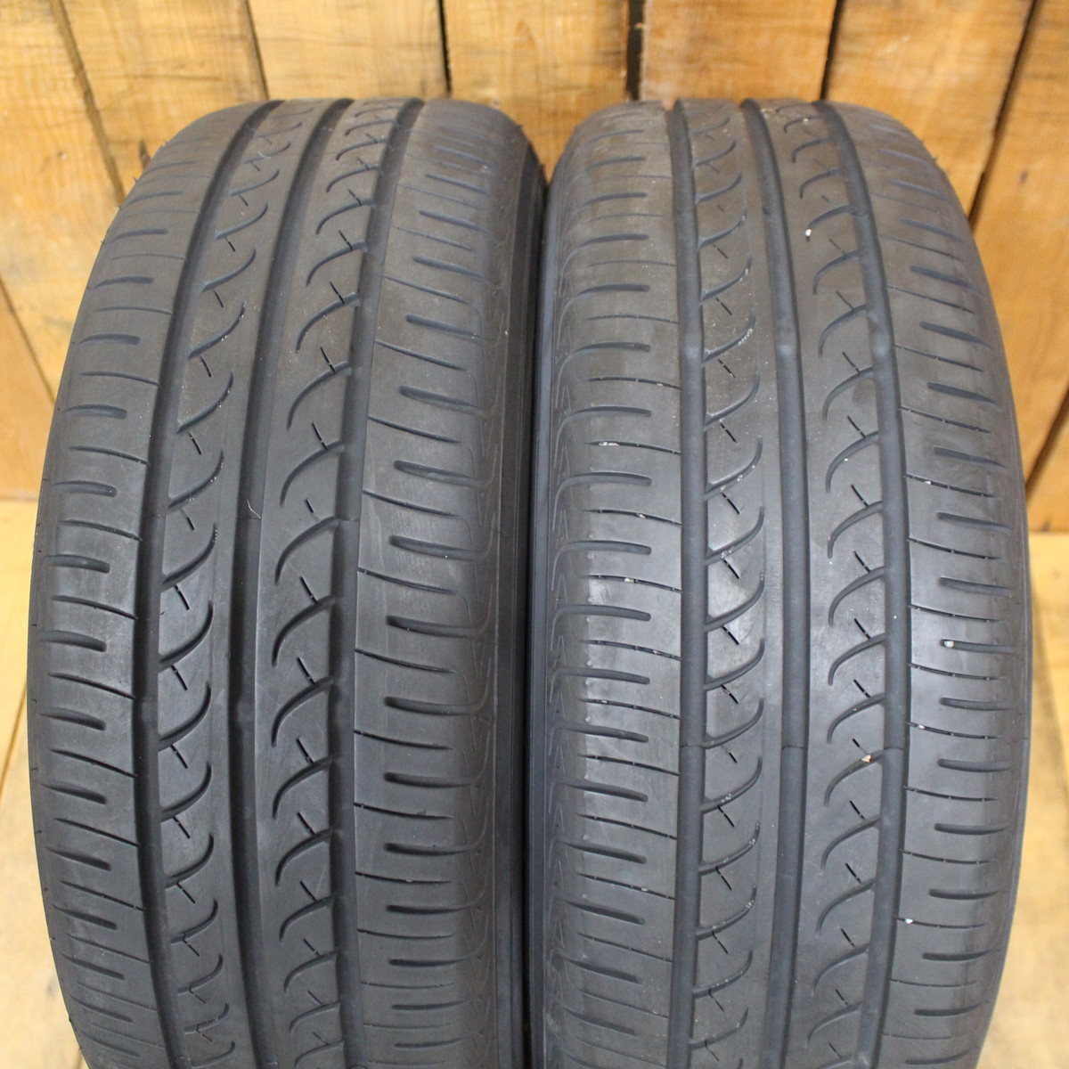 195/55R15 インサイト グレイス フィット シャトル フリード等に