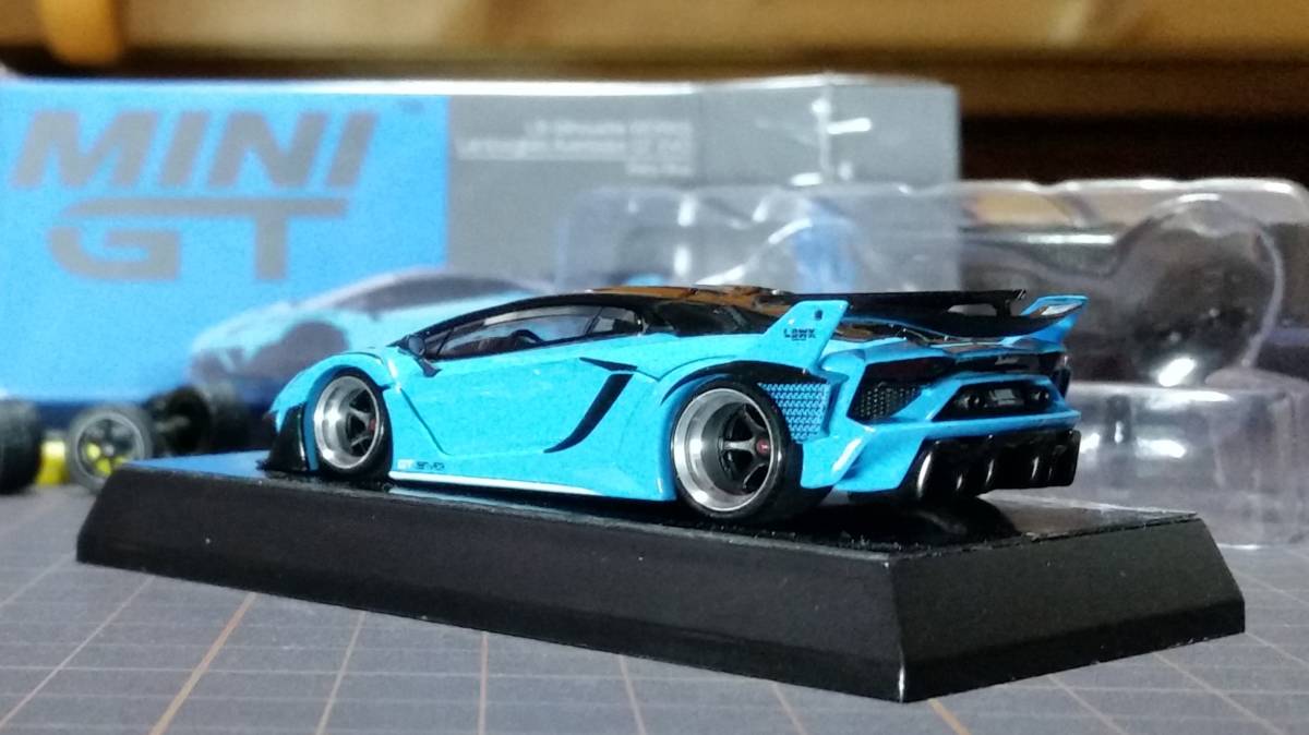 1/64 改 MINI GT LB-Silhouette WORKS Lamborghini Aventador GT Evo