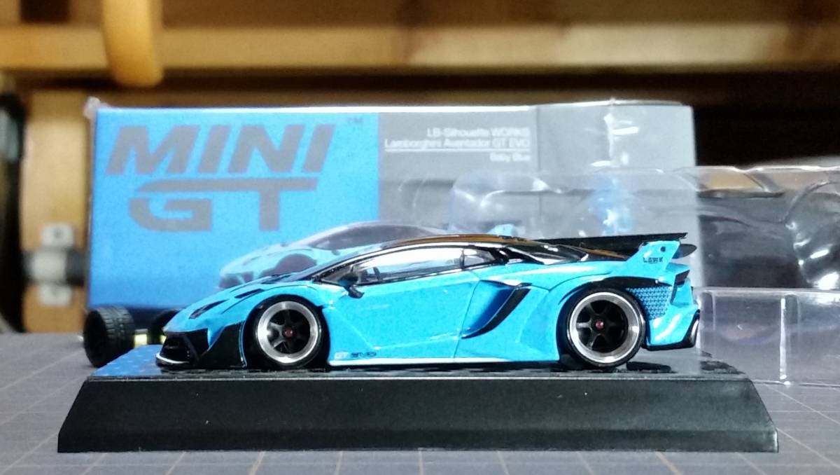 1/64 改 MINI GT LB-Silhouette WORKS Lamborghini Aventador GT Evo