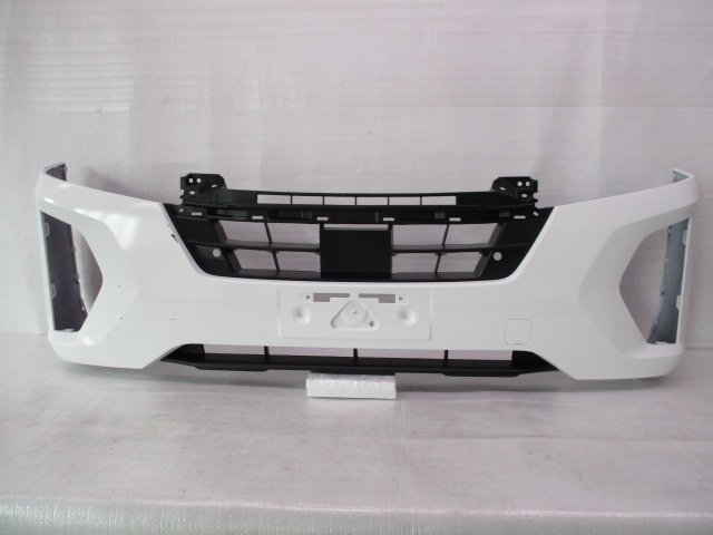 キャラバン　ＮＶ３５０　後期　バンパー　６２０２２／５ＹＪ０Ｈ　ステルスグレー　ＫＢＹ ★☆キャラバン　ＮＶ３５０　後期　バンパー　６２０２２／５ＹＪ０Ｈ　ステルスグレー　ＫＢＹ☆★