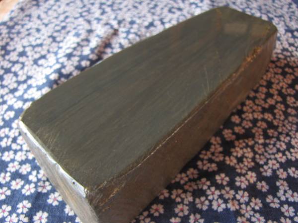 天然砥石　青砥・硬め・細目・2.5k　中砥　鉋　鑿　包丁　小刀