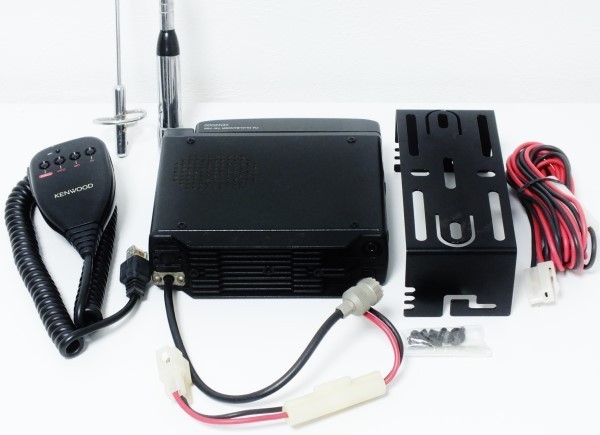 ☆ケンウッド　144/430MHz帯モービル機　TM-733S　本体のみ（現状） KENWOOD TM-733 144／430MHz モービル無線機 KENWOOD TM-733