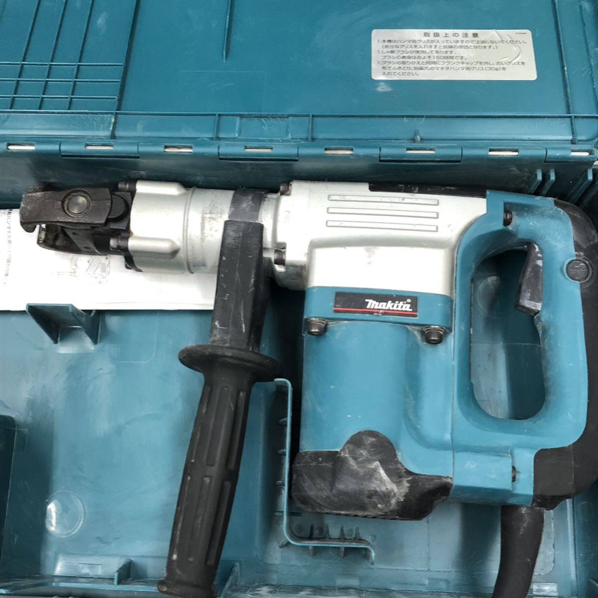 makita マキタ 100V 電動ハンマー HM0830 ケース付 六角軸 