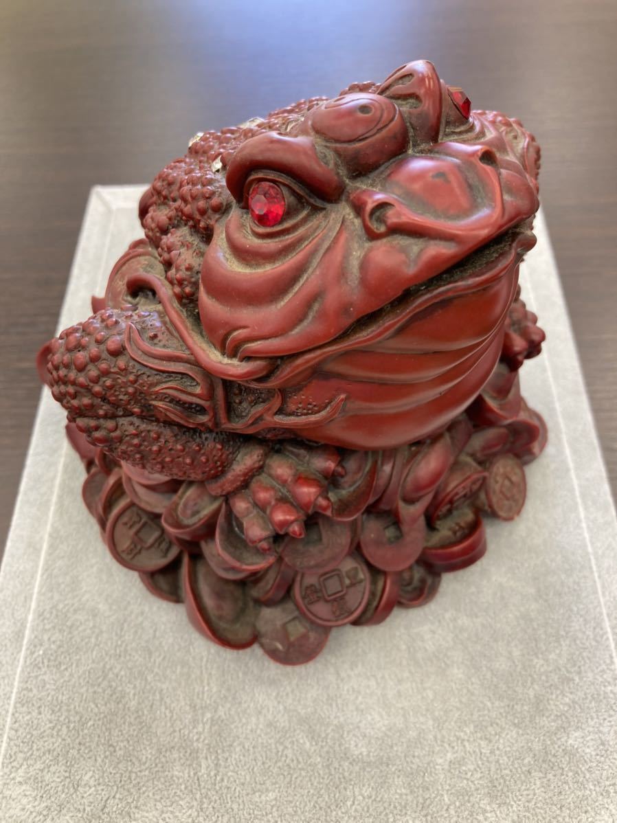 置物　アート　カエル 蛙 置物 パワーフロッグ パワーストーン 神聖　美術品　芸術品　オーナメント