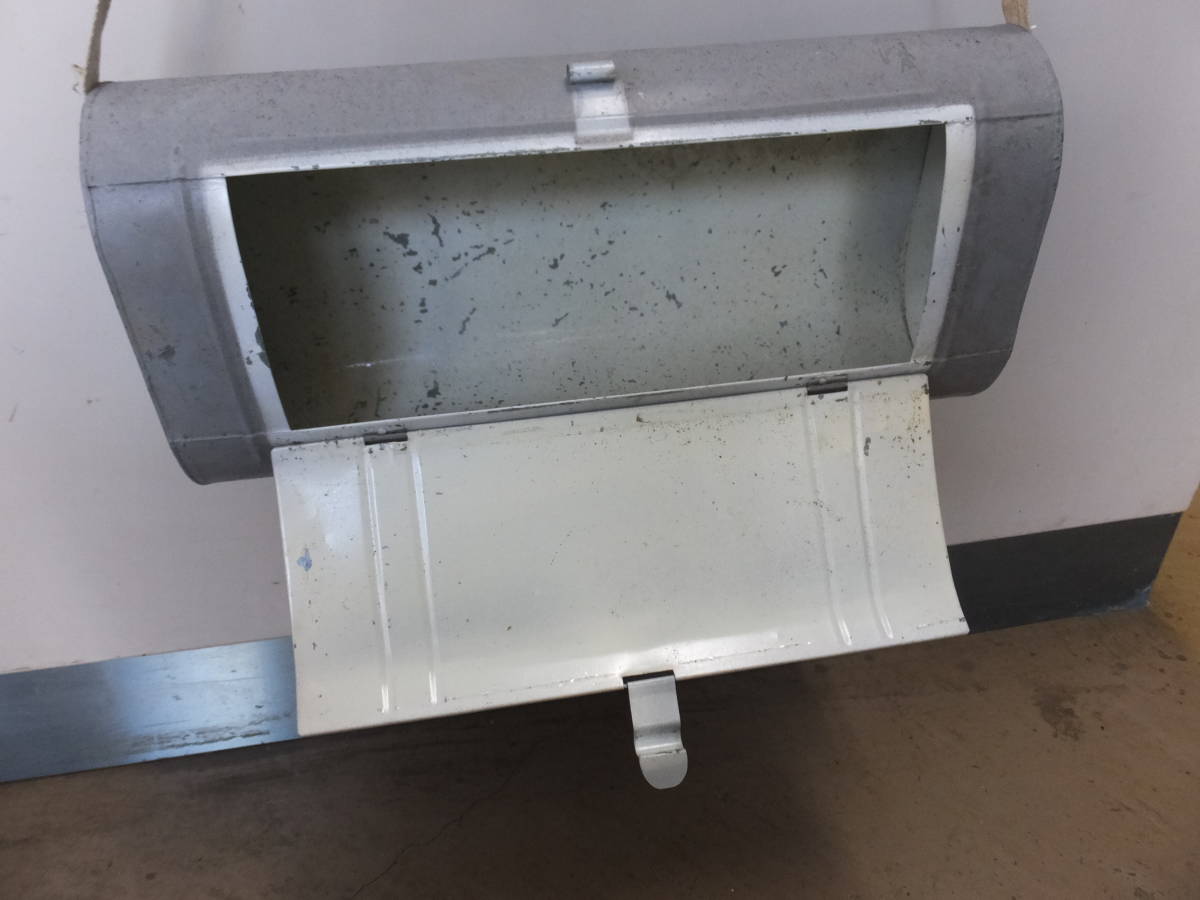 昭和レトロ　胴乱　どうらん　植物採取ケース　アンティークケース　肩掛小物入れ　肩掛ケース　NHK らんまん