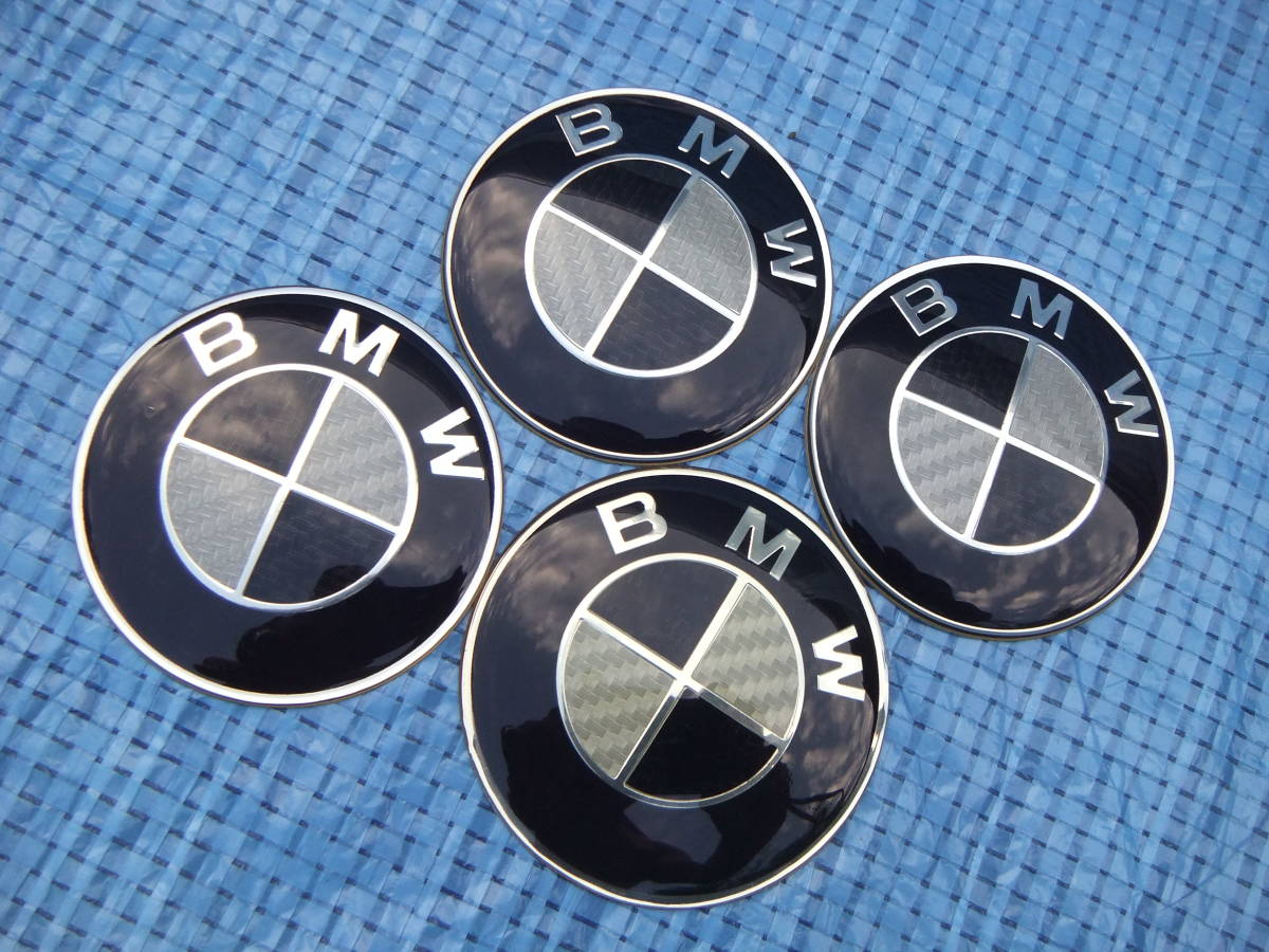 未使用! BMW ホイールセンターキャップ ブラック×ホワイト カーボン調 