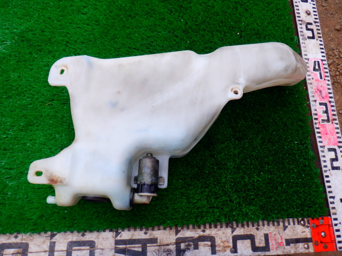スカイライン HR31 GTS-X 2ドア ① 純正 ウォッシャータンク 　RB20DET R31 セブンス GTS GTS-R
