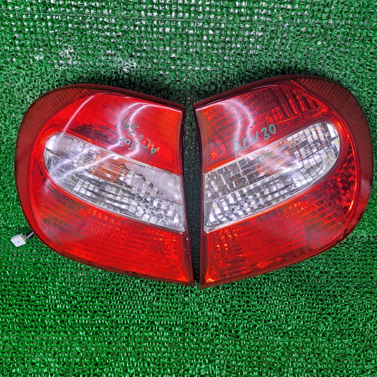 502　トヨタ カムリ ACV30 純正 テールランプ 左右セット　テールライト　レンズ　右 左
