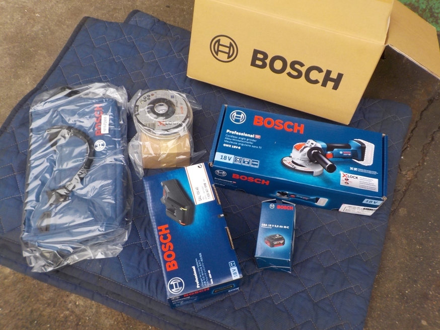 即決税0円新品特価品ボッシュ18V5，0Ah充電ディスクグラインダーGWX18V-8 125mm X-LOCK切断砥石10枚付セット充電サンダー