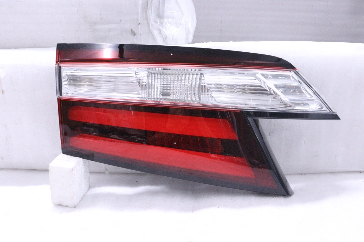 37-620★美品★前期 LED RC1 オデッセイ 内側★左テールライト 34155-T6A ユニット 純正★ホンダ (DM)