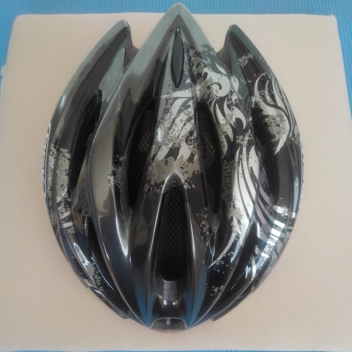 人気SALE，低価 自転車用ヘルメット KABUTO