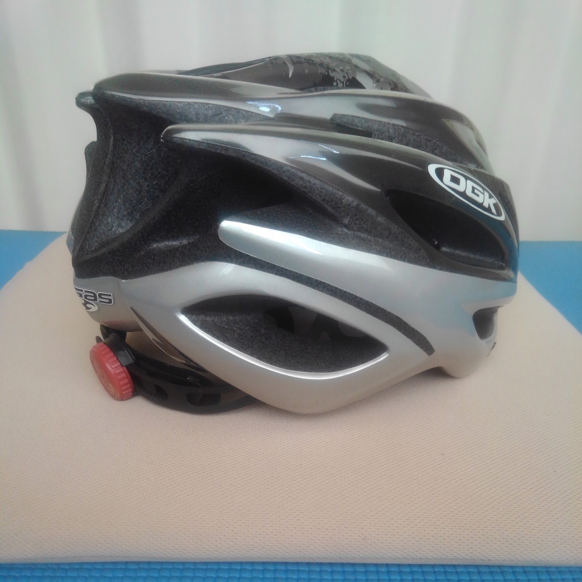 人気SALE，低価 自転車用ヘルメット KABUTO