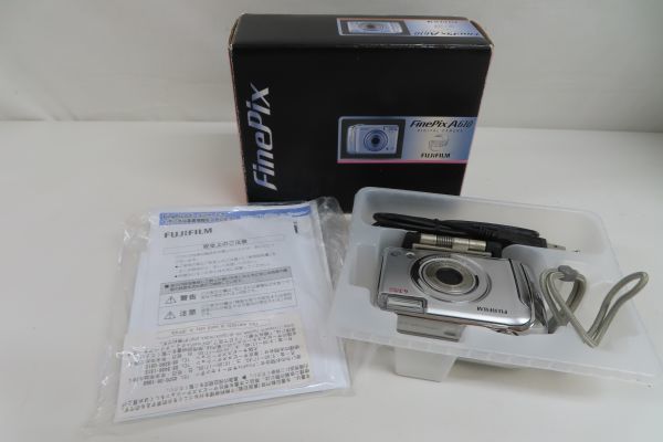 極美品】FUJIFILM FinePix A800 シルバー 単三電池でOK FUJIFILM