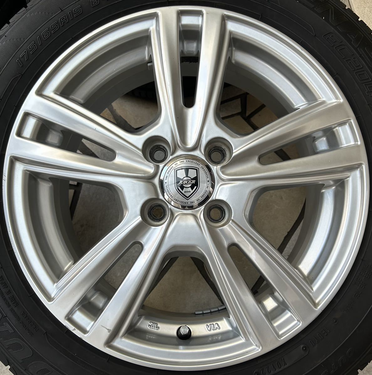 2022年製造バリ山】175/65R15インチ アクア,ヤリス,ヴィッツ,ノート 