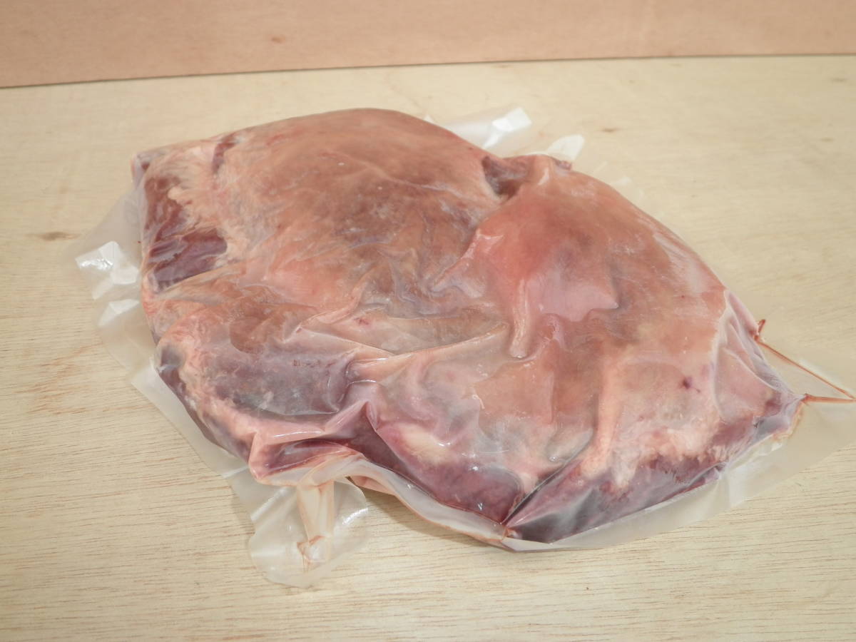 激レア 希少 ヒグマのモモ肉 熊肉 ひぐま 羆 中国料理 中華料理 食材 ジビエ フレンチ イタリアン 和食 北海道 ①
