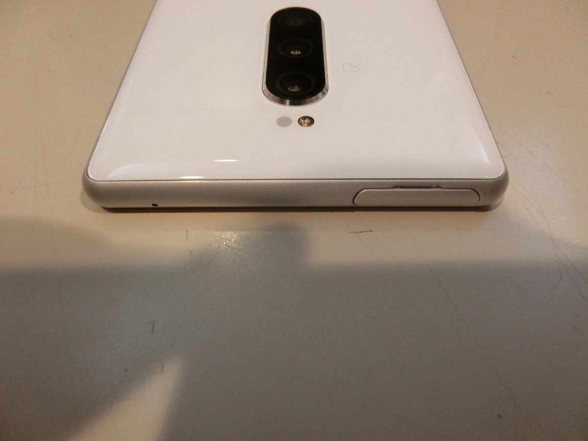 0 SOV40 au Xperia | ブラック ムスビー｜SIMフリーXperia 利用制限〇 