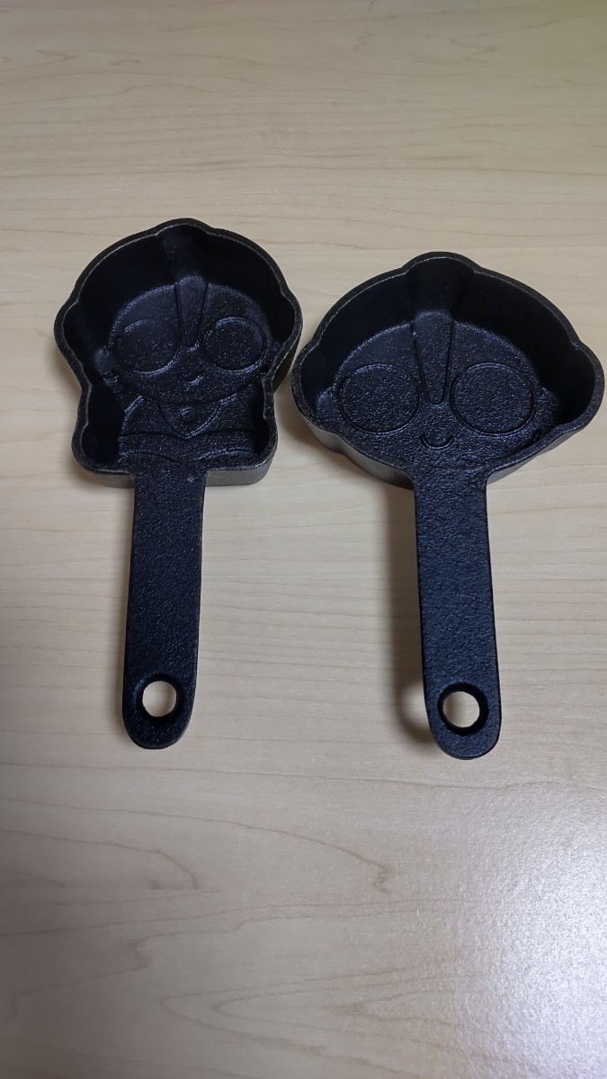 ★レア★２個★　南部鉄器　ウルトラマン　ミニフライパン