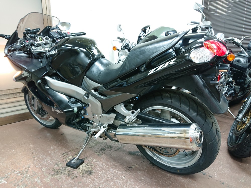ZZR1200 ZXT20C【実動現状渡し】逆車マレーシア『水冷Z系最強マシン