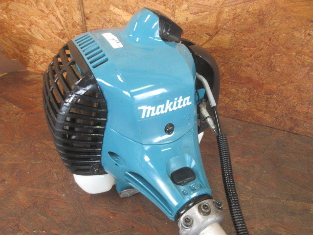 【7】22●草刈機● 肩掛け式草刈機 マキタ MEM2600U 動作確認済 エンジン芝刈機 色褪せのない実働良品!!