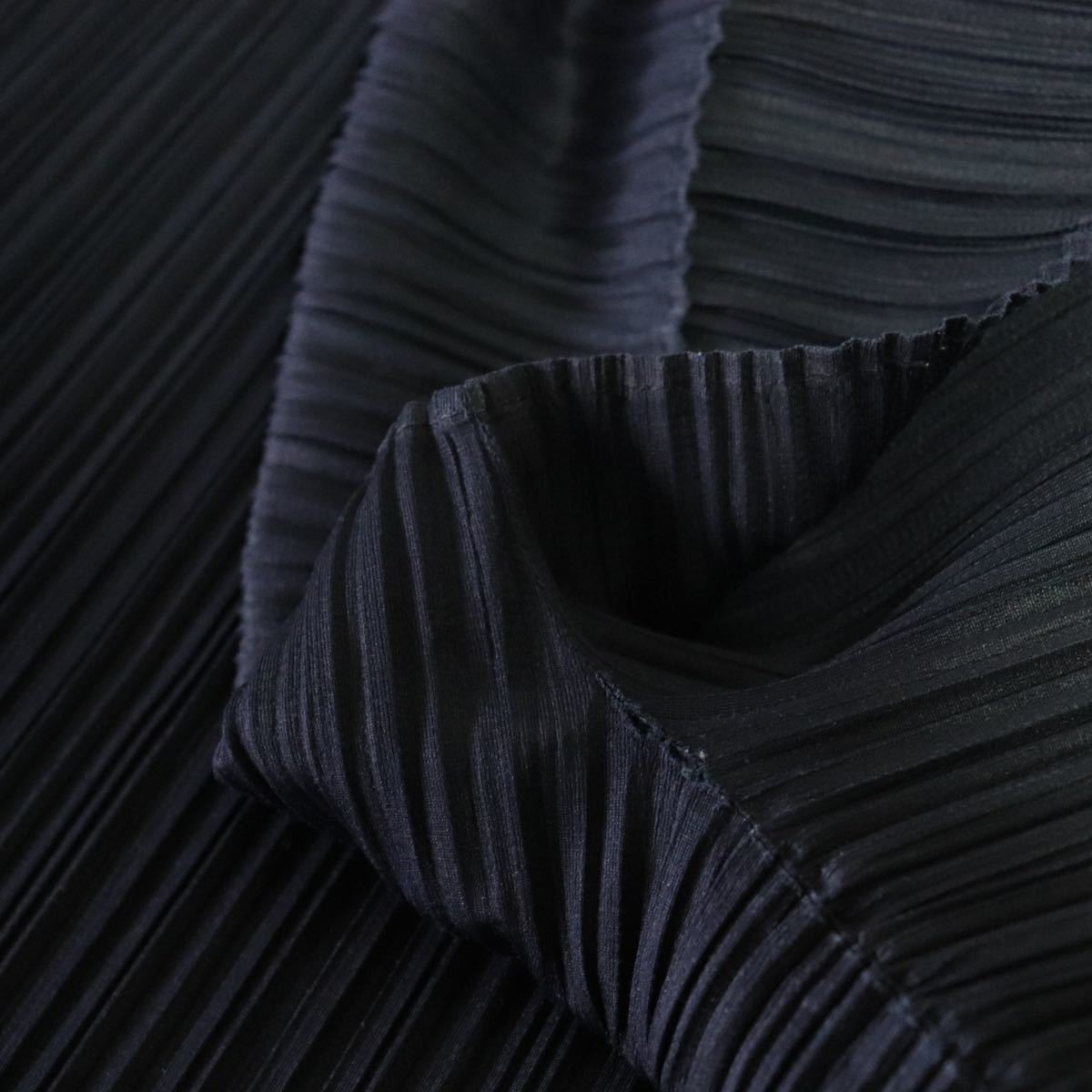 PLEATS PLEASE ISSEY MIYAKE プリーツプリーズ イッセイミヤケ 総柄 プリーツ 半袖 シャツ カットソー トップス 3 PLEATS PLEAS カットソー トップス