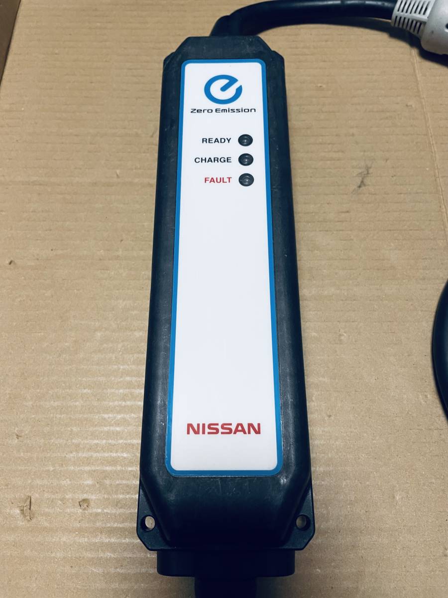 送料無料 日産リーフ充電ケーブル3NK5E 7.5m ⑥ 日産リーフ充電