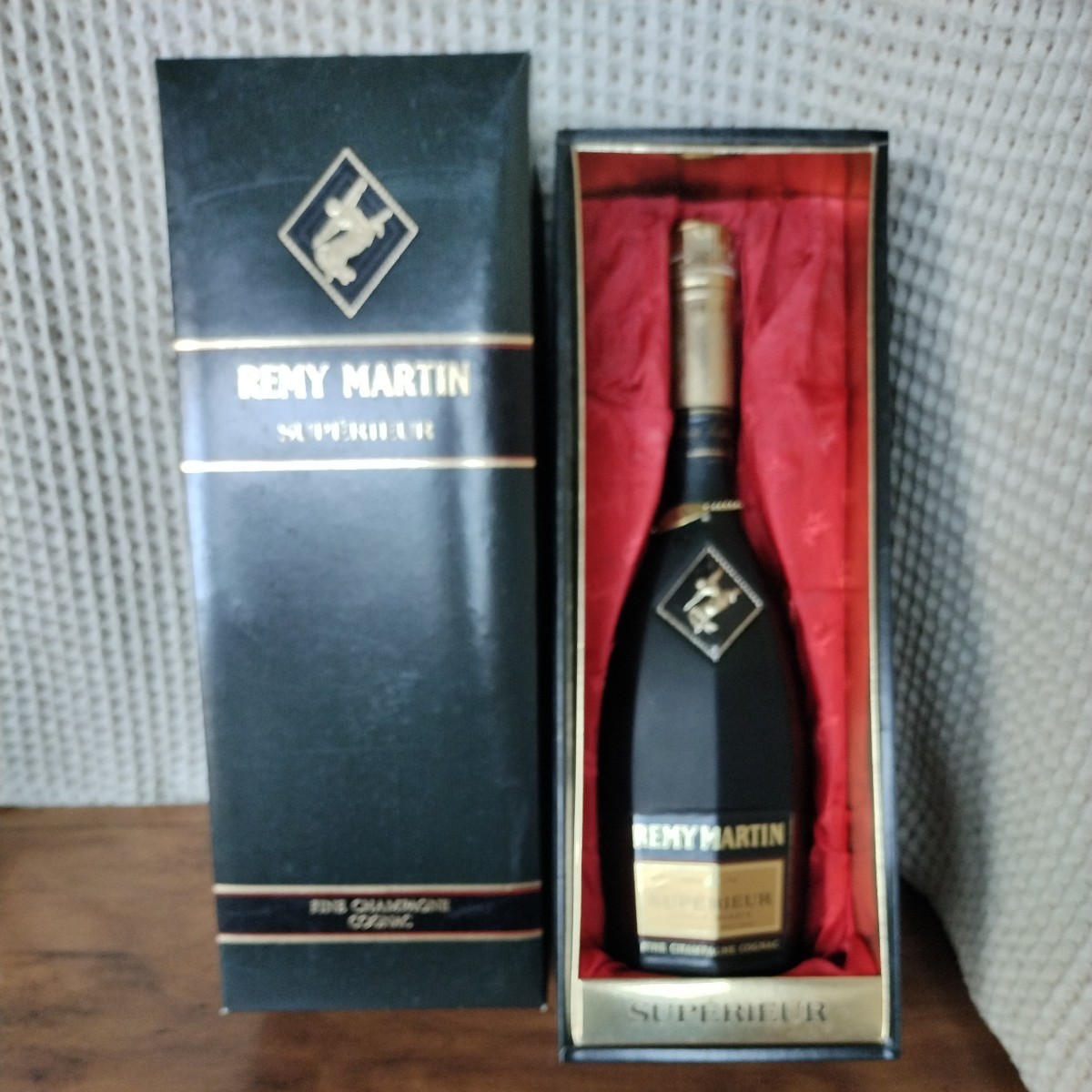 未開栓 REMY MARTIN レミーマルタン スペリオール 700ml 40