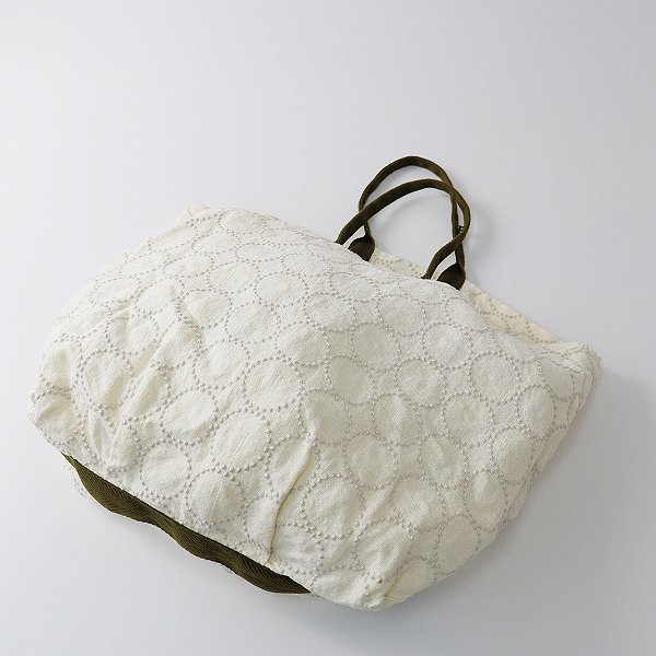 mina perhonen ミナペルホネン 大容量 tambourine 刺繍 リネン トートバッグ /エクリュ クリーム色【2400013439770】