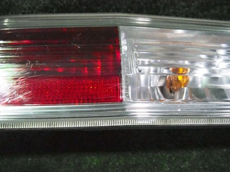psi』 ダイハツ S320G S321G S330G S331G アトレー 左テールランプ